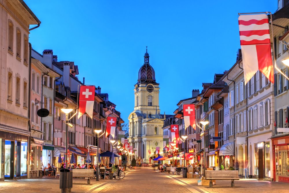Can’t Find Your Dream Program Request Additional Options Switzerland (1)